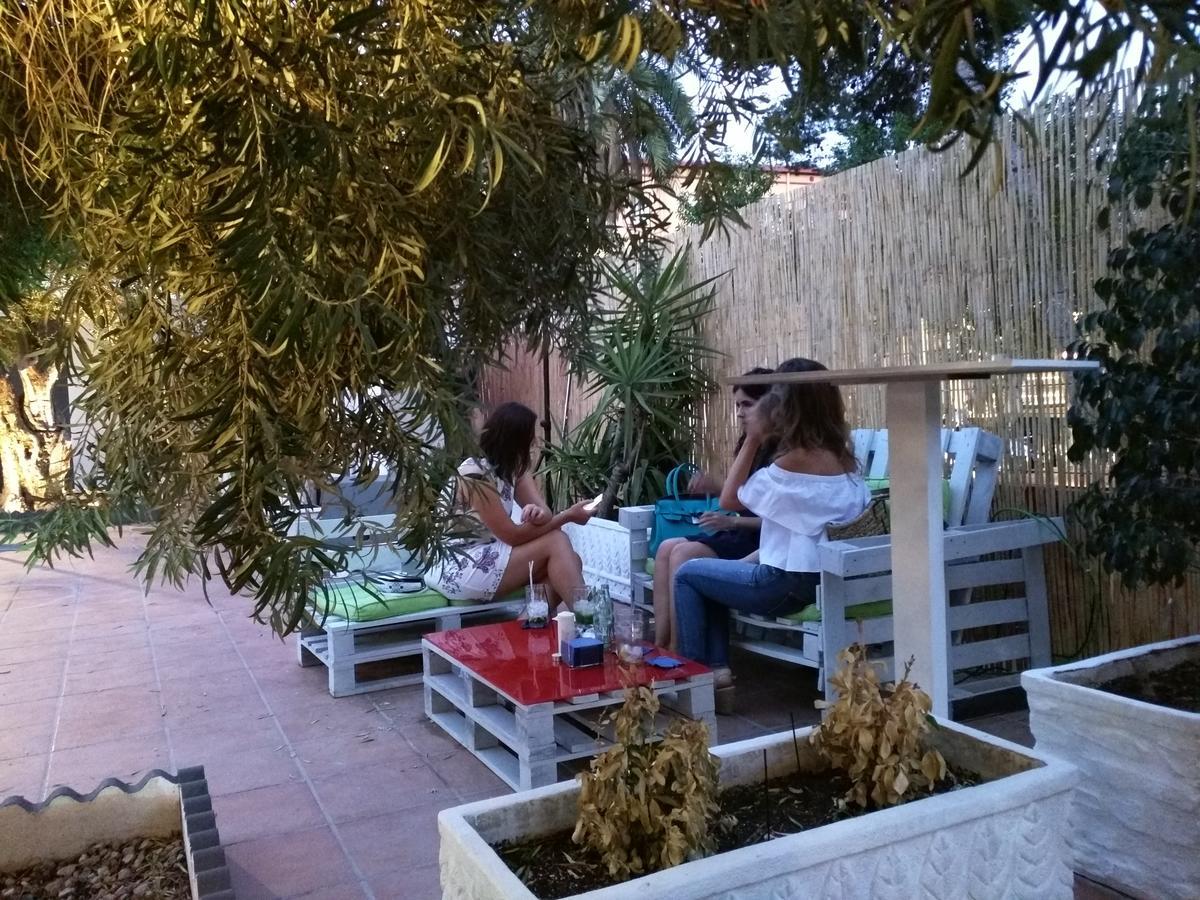 Nwt Paradise Urban Hostel Alicante Eksteriør billede