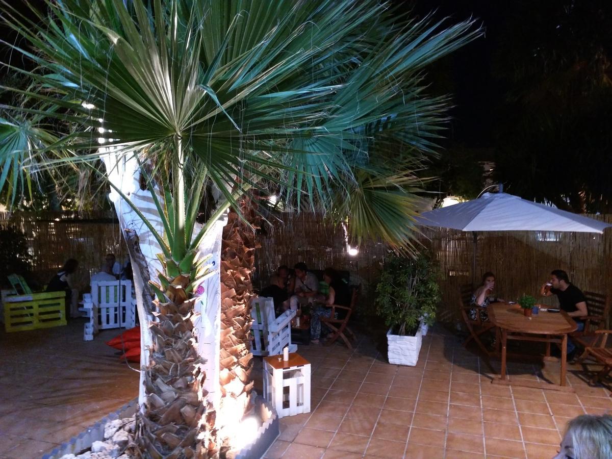 Nwt Paradise Urban Hostel Alicante Eksteriør billede