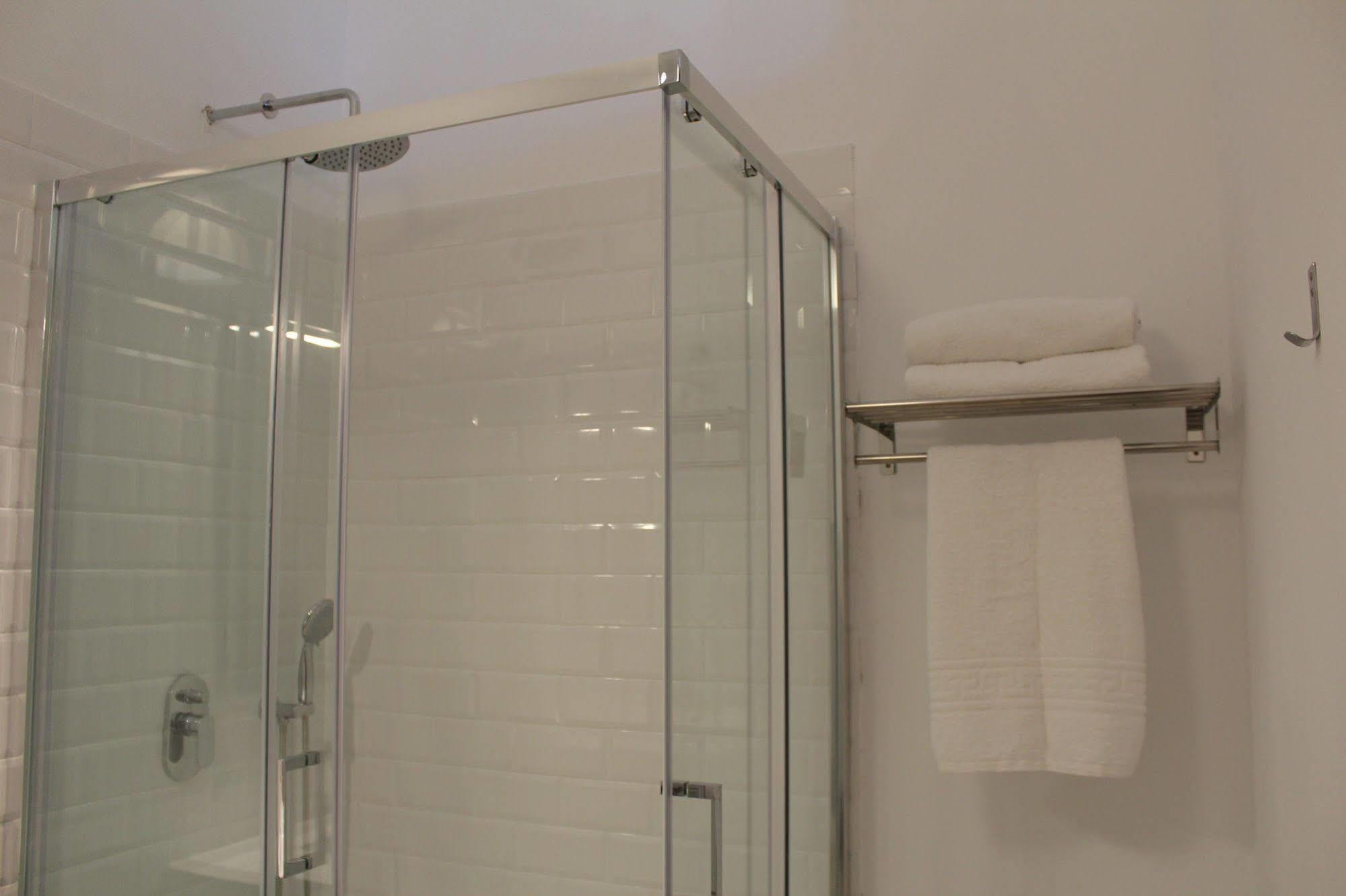 Nwt Paradise Urban Hostel Alicante Eksteriør billede