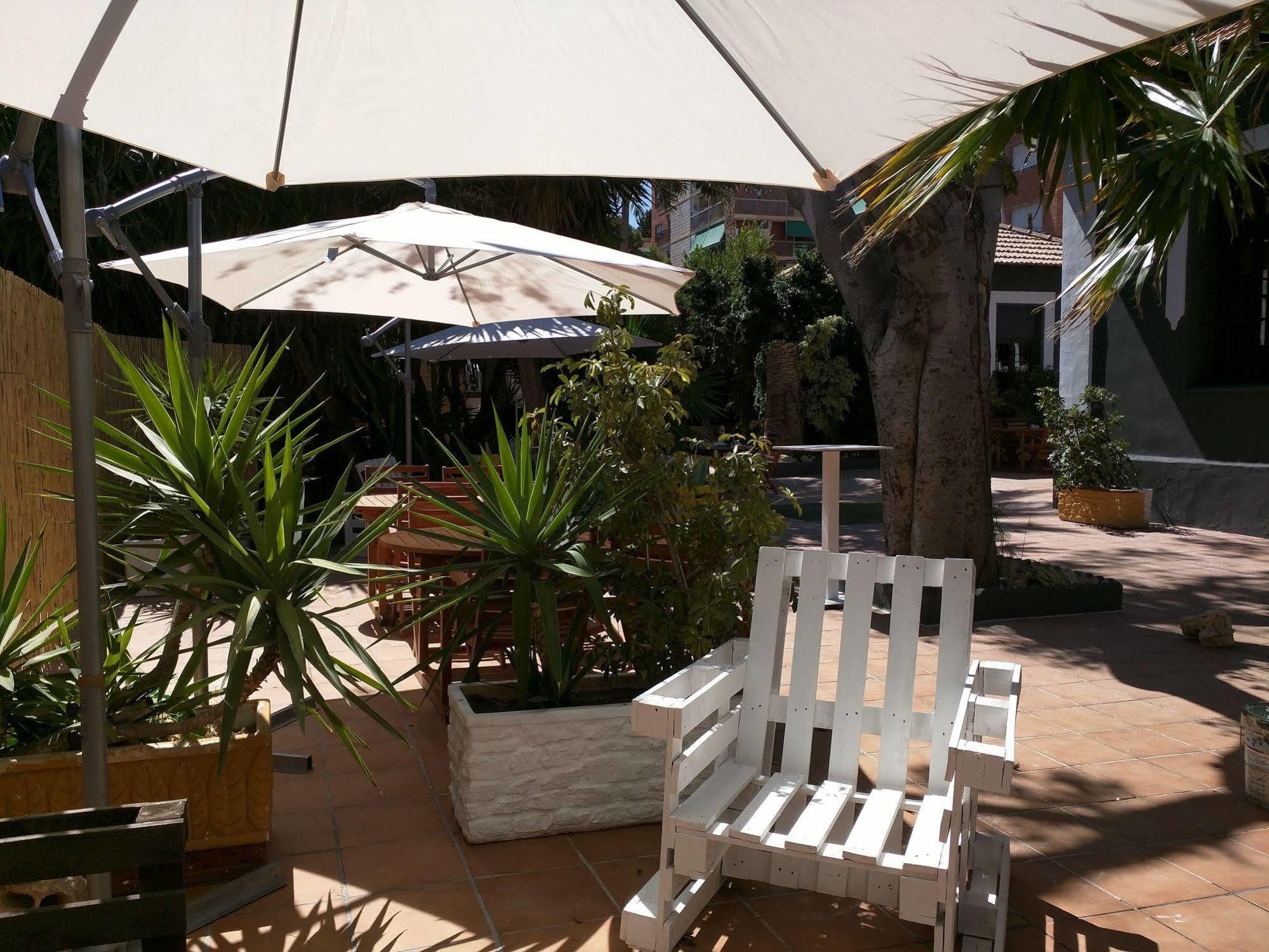 Nwt Paradise Urban Hostel Alicante Eksteriør billede
